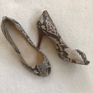 Calvin Klein faux snake skin heals - 7.5